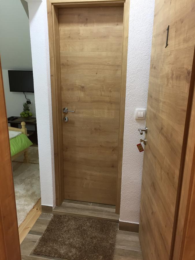 B&B Izvor Žabljak Εξωτερικό φωτογραφία