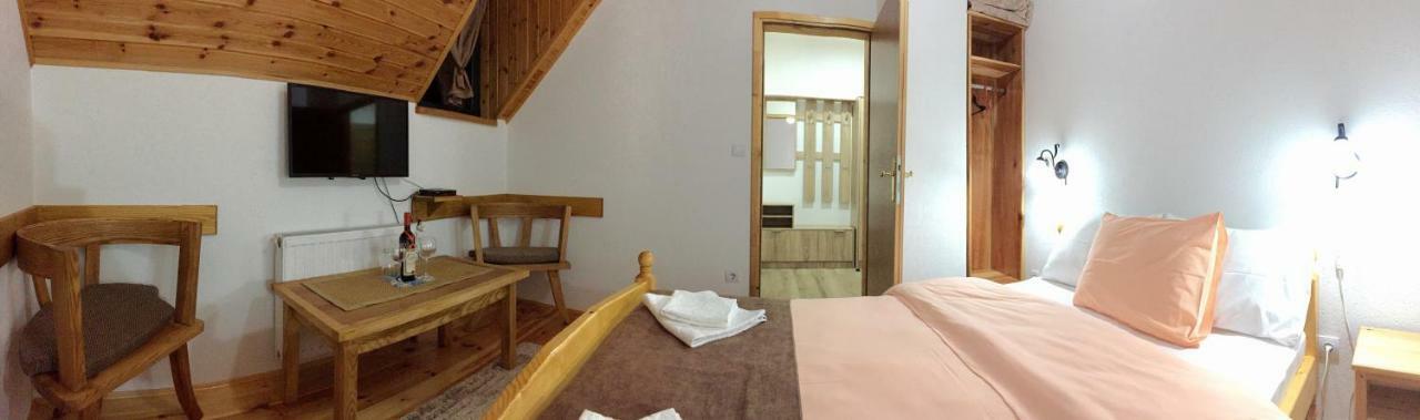 B&B Izvor Žabljak Εξωτερικό φωτογραφία